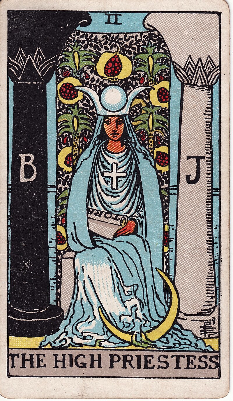 II 女祭司 THE HIGH PRIESTESS